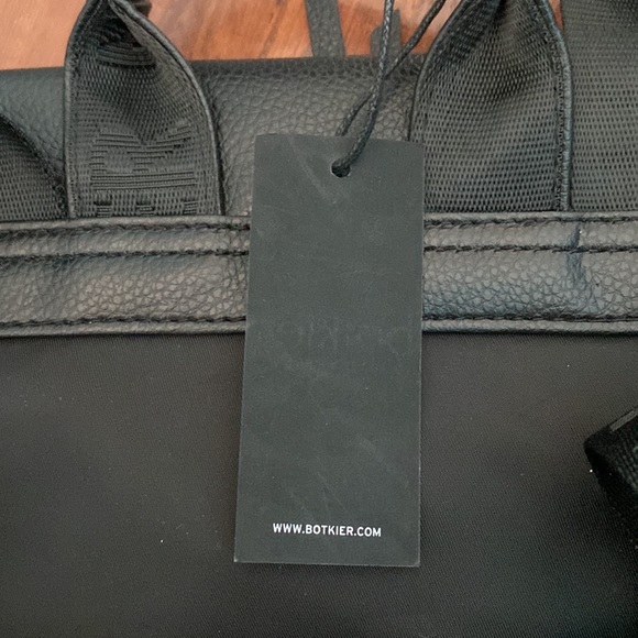 Botkier mini backpack, NWT,black, adjustable straps, new with tag - Picture 8 of 9